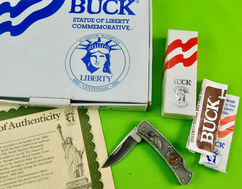 Buck Statue Liberty 825 1886-1986 100 Years Commemorative Folding Pocket Knife