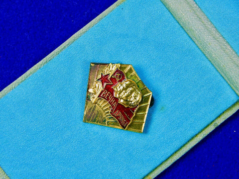 Vintage Bulgarian Bulgaria Soviet Russian USSR Friendship Pin Badge 