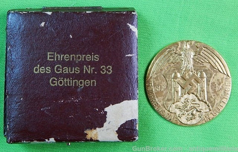 German Germany WW2 NSDAP Table Medal & Box