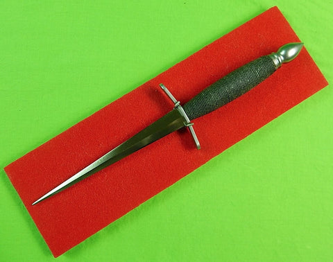 US Custom Hand Made Stiletto Fighting Knife Dagger w/ Wooden Display