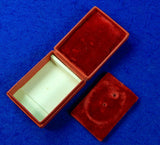 Vintage Soviet Russian Russia USSR Union Medal Badge Order Award Box